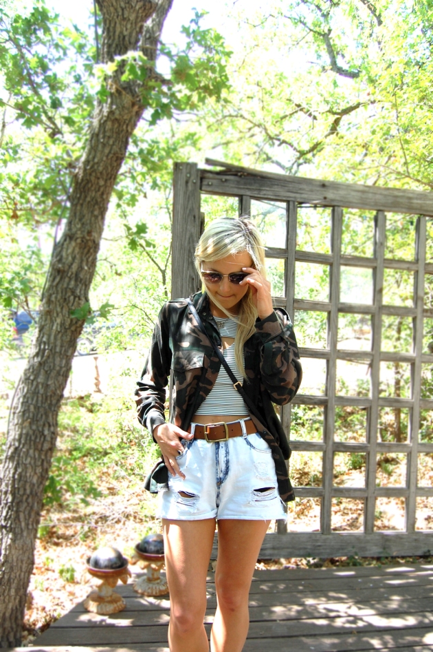 2-camo-stripes-vandi-fair-lauren-vandiver-fashion-blog-texas-blogger